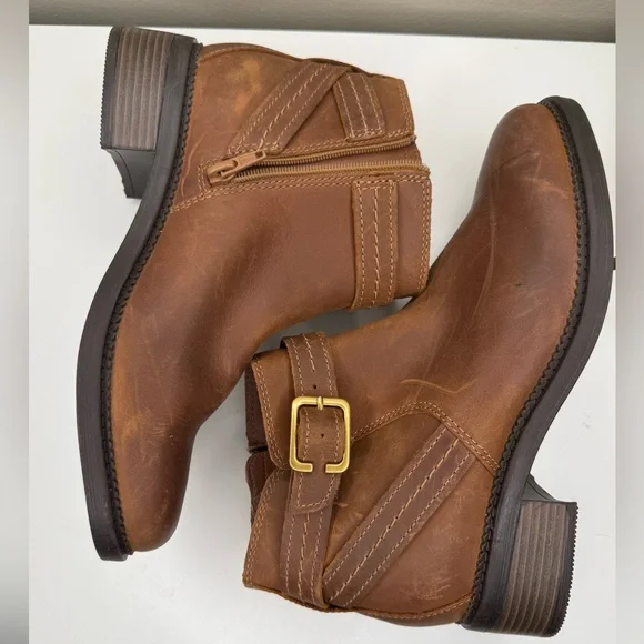 Clarks Collection NWT Cognac Leather Ankle Boots Buckle Zip Booties 6.5 - Picture 7 of 11